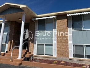Building Photo - 1930-1930 Henryanna Ave