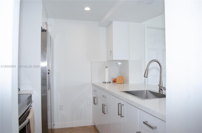 Foto del edificio - 6995 NW 186th St