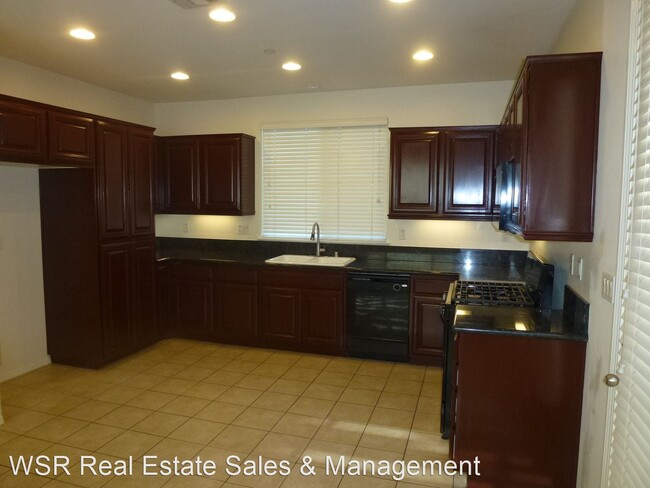 Building Photo - 3 br, 2.5 bath House - 5116 Pixie Way