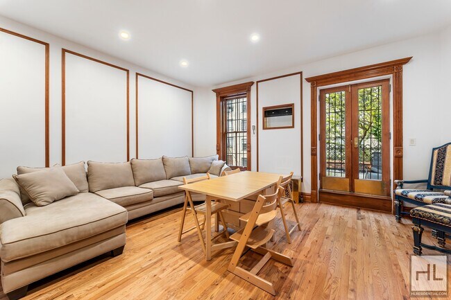 Building Photo - 44 WEST 91 STREET