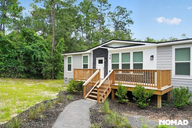 Building Photo - 74 Conifer Cir