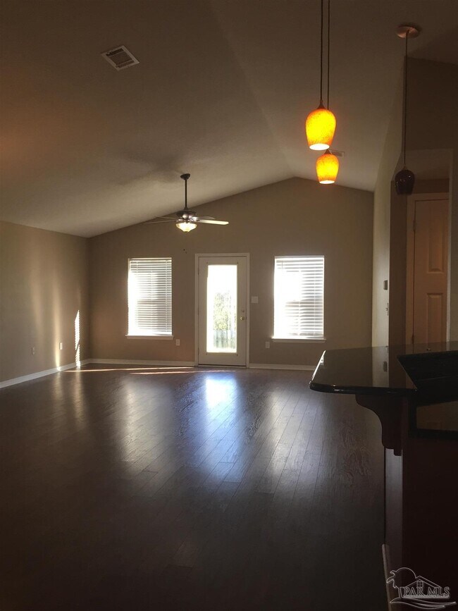Foto del edificio - 1173 Sterling Point Dr