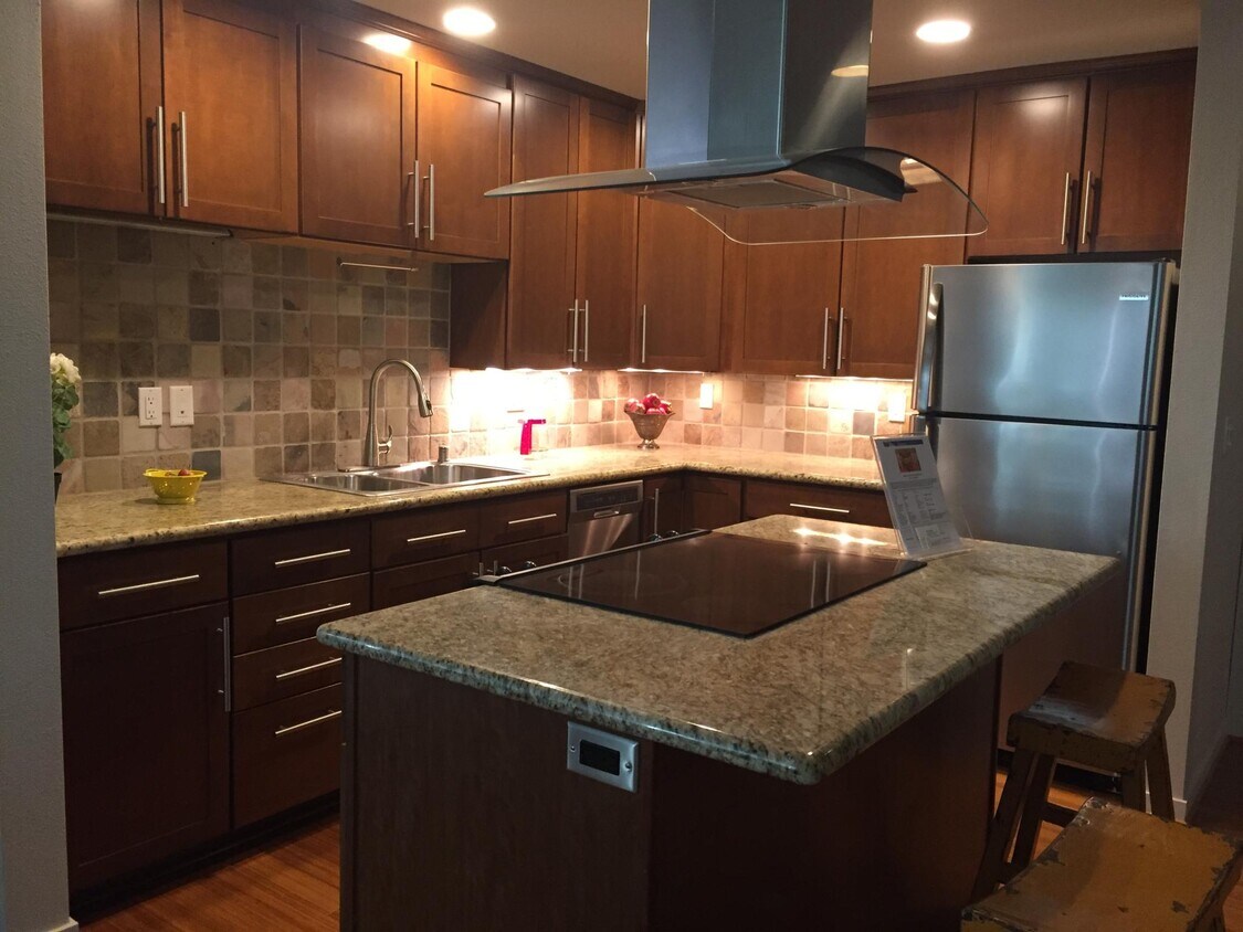 Foto principal - 5220 42nd Ave S