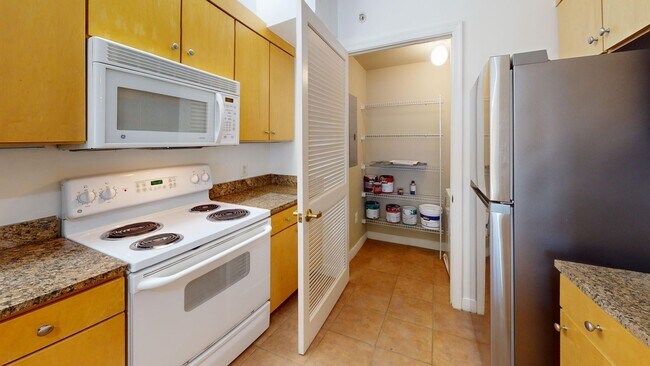 Foto del edificio - Penn Quarter Spacious One Bedroom W/Privat...
