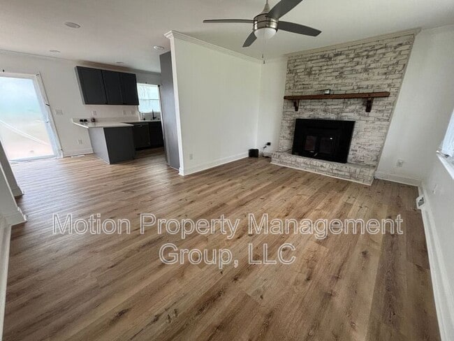 Building Photo - 7616 Lingerfelt Rd
