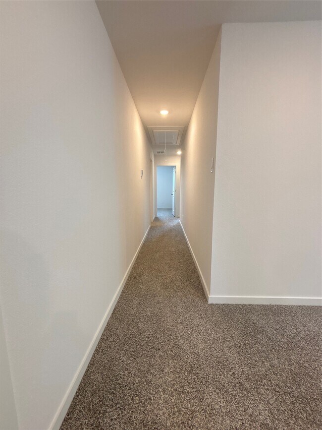 Foto del edificio - 3507 Goldfinch Woods Dr