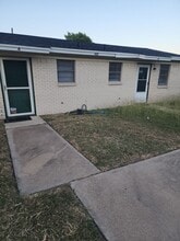 Building Photo - 403 Robertson Ave