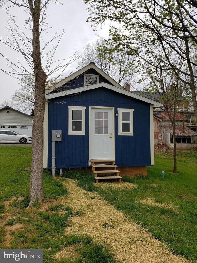 1144 Ropp Dr, Martinsburg, WV 25403 House for Rent in Martinsburg, WV