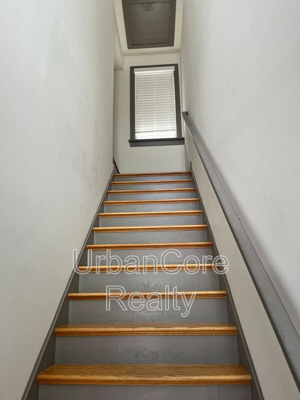 Foto del edificio - 320 N 32nd St