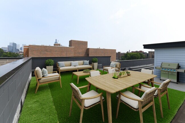 Foto del edificio - 1627 W Warren Blvd