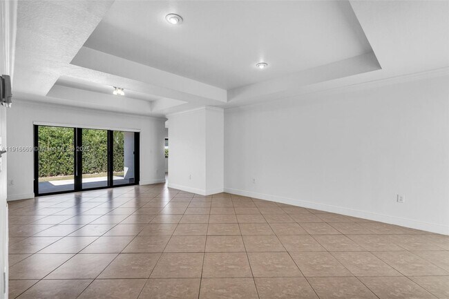 Building Photo - 15057 SW 32nd St