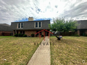 Building Photo - 1305 Lovell Dr