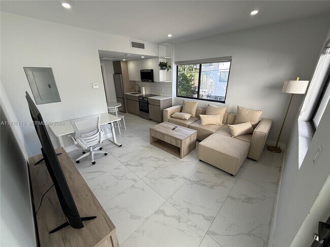 Foto del edificio - 944 Jefferson Ave