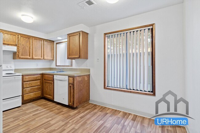 Foto del edificio - 436 SE 169th Ave
