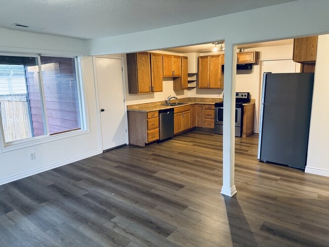 Building Photo - 407 Jersey St