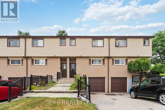 Photo du bâtiment - 10 Claudette Gate