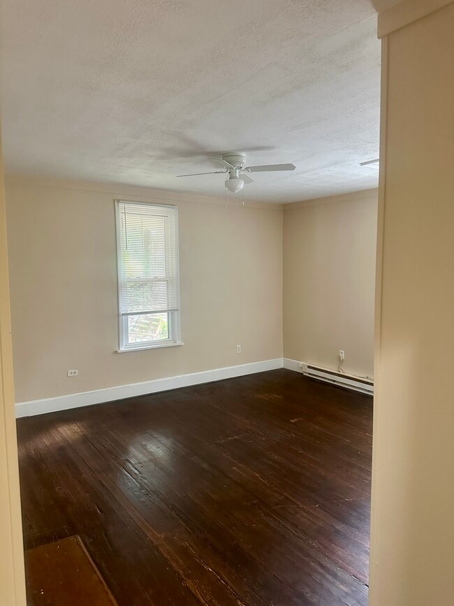 Bedroom#1 Entry View - 308 Broad St