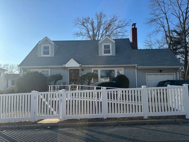 Foto del edificio - 40 Carnegie Ave