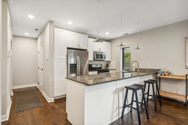 Foto del edificio - 1442 N Mohawk St