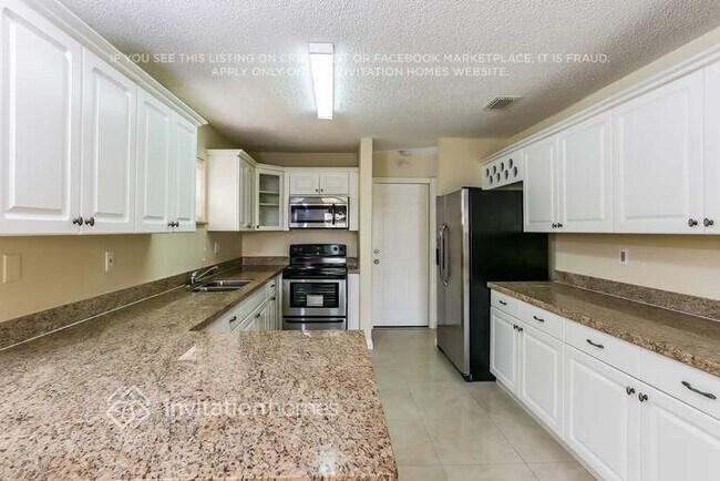 Foto del edificio - 505 NW 136th Ct