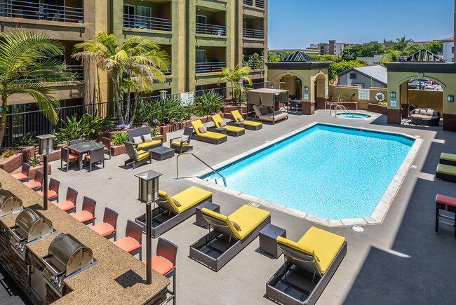 Wilshire Promenade Apartments - Fullerton, CA | Apartments.com