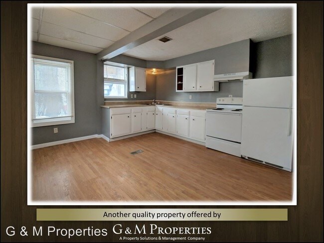 Building Photo - 65 Chapin St