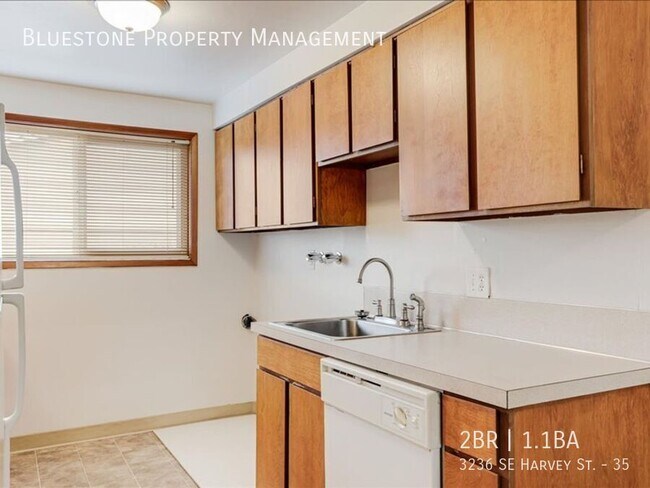 Foto del edificio - 3236 SE Harvey St