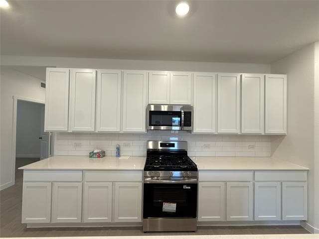 Foto del edificio - 928 Sugarberry St