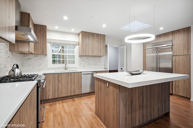 Foto del edificio - 2505 Greenleaf Ave