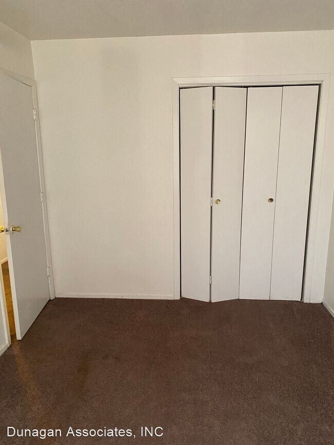 Building Photo - 2 br, 1 bath House - 1113 W. McKay St unit C