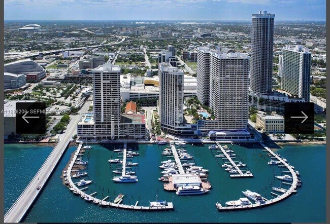 Foto del edificio - 1717 N Bayshore Dr
