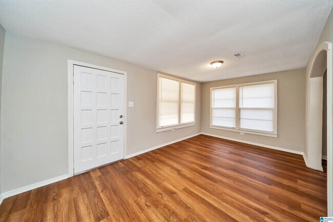 Building Photo - 4189 Littleton Sayre Rd