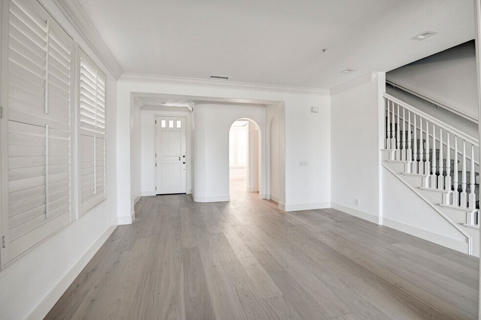 Amazing LARGE home in Ladera Ranch!