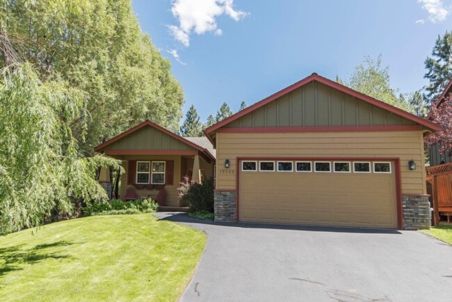 Building Photo - 19509 Brookside Way