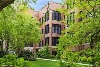 Building Photo - 815 W Gunnison St