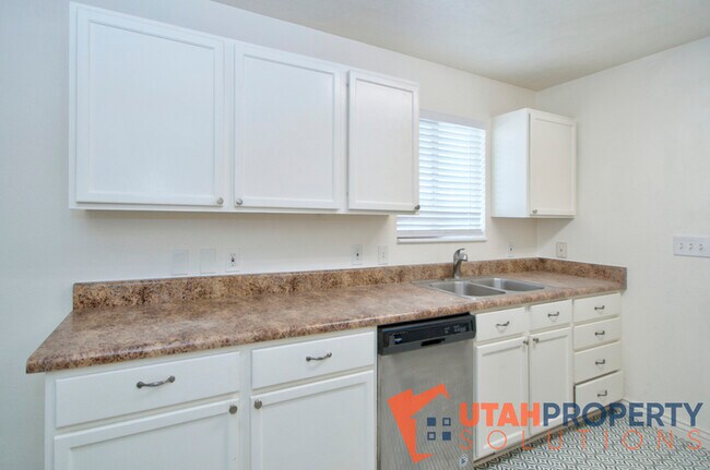 Foto del edificio - 7708 N Wyatt Earp Ave