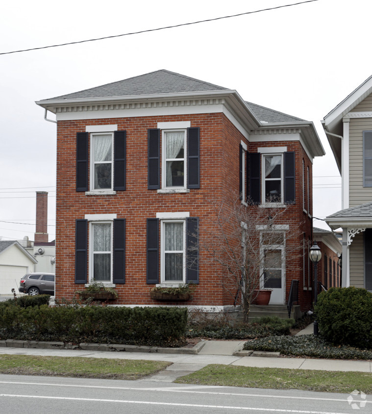 Building Photo - 414 E Wayne St