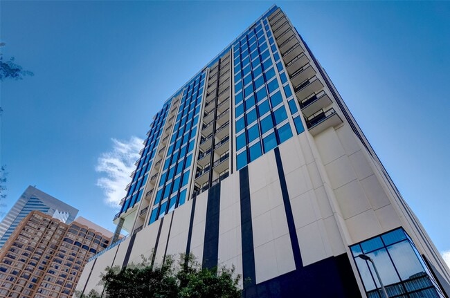 Building Photo - 1211 Caroline St