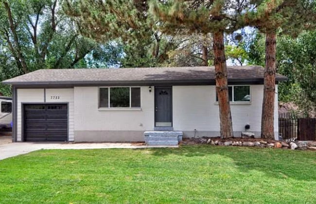 Foto del edificio - 4 Bedroom/ 2 Bathroom house in Midvale