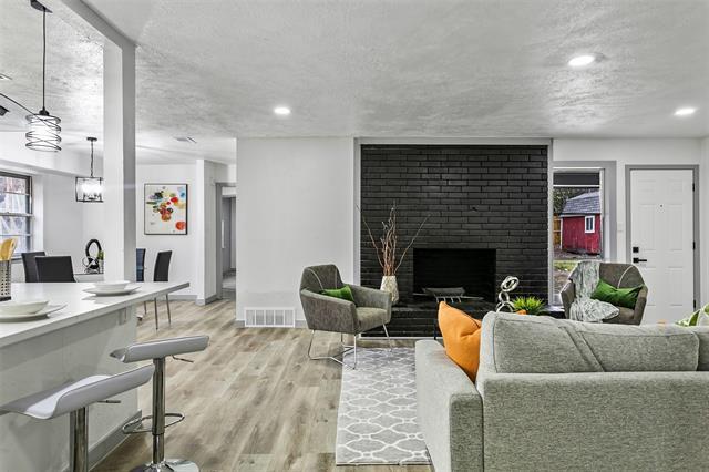Building Photo - 6501 Winifred Dr