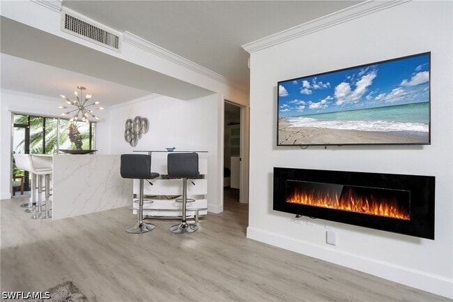 Foto del edificio - 788 Park Shore Dr