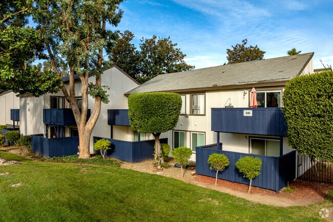 Fotografía del edificio - Blossom Oaks Apartments
