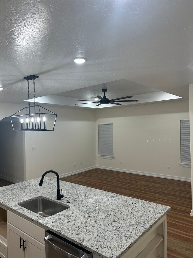 Foto del edificio - 7201 Texas Rd