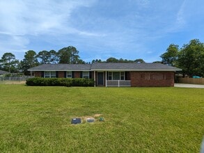 804 Mixon Dr