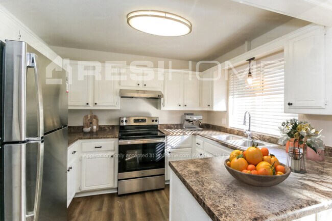 Foto del edificio - 1906 Oakmeadows Dr