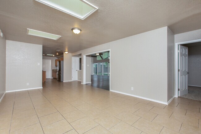 Foto del edificio - 211 Trafalgar Rd