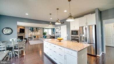 Building Photo - 24855 Bradford Forest Dr