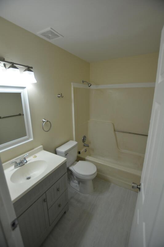 Building Photo - 3097 St Paul Dr