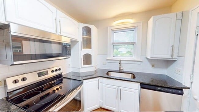 Foto del edificio - 2 Bedroom + Office and 1 Bathroom Clintonv...