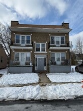 Building Photo - 3390 E 143rd St